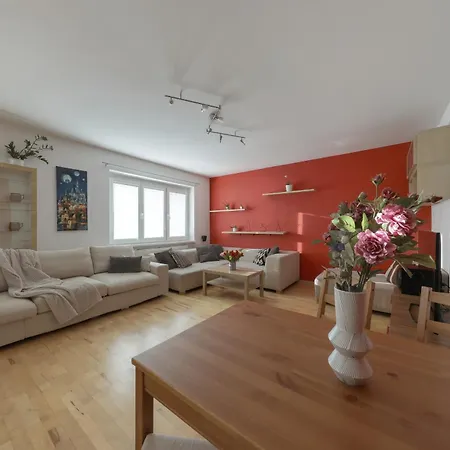 Appartement Lovely 2 Bedroom *
