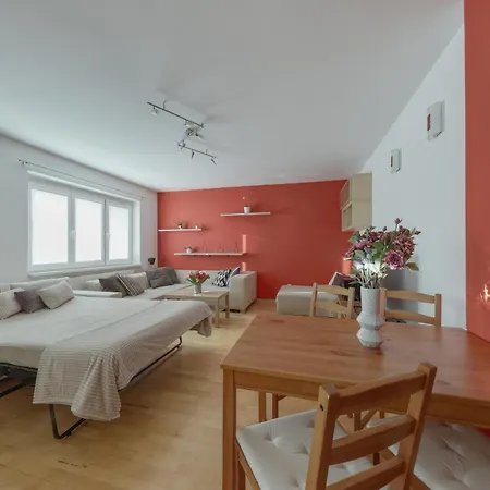 דירה Lovely ברטיסלאבה