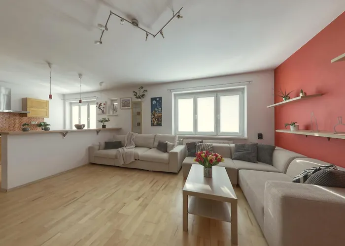 Lovely 2 Bedroom Апартаменты