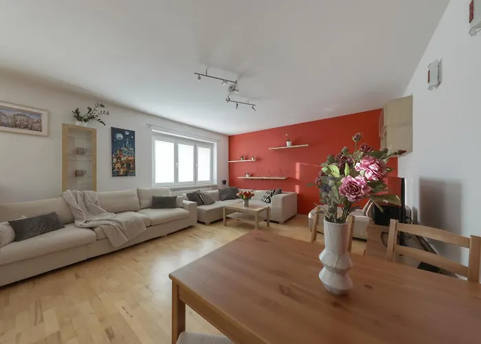Appartement Lovely 2 Bedroom *
