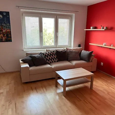 Apartamento Lovely 2 Bedroom *